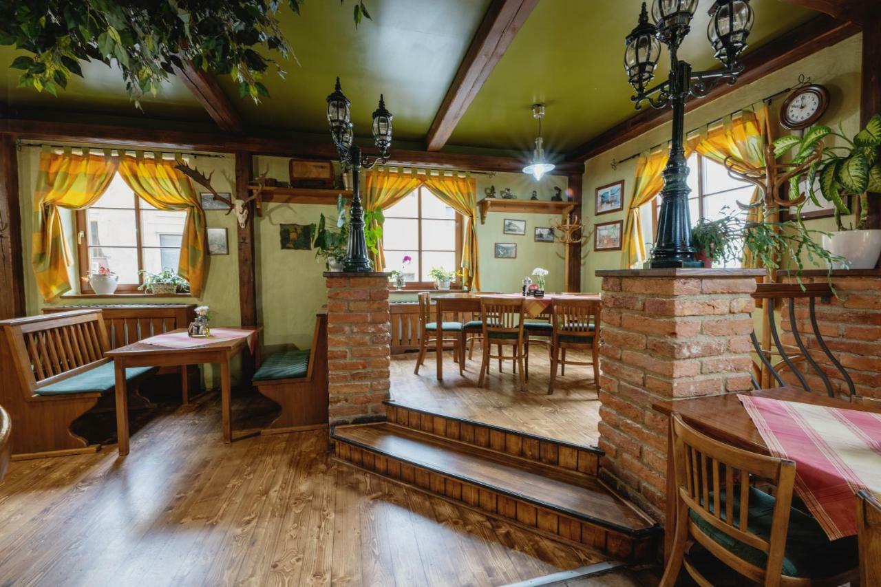 Hotel Taverna Javornik  Luaran gambar