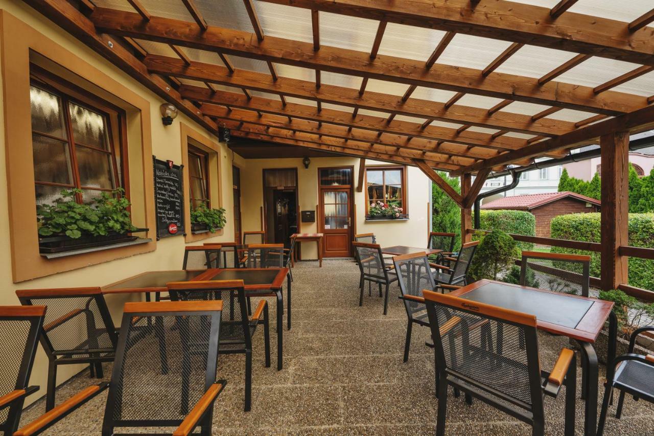Hotel Taverna Javornik  Luaran gambar