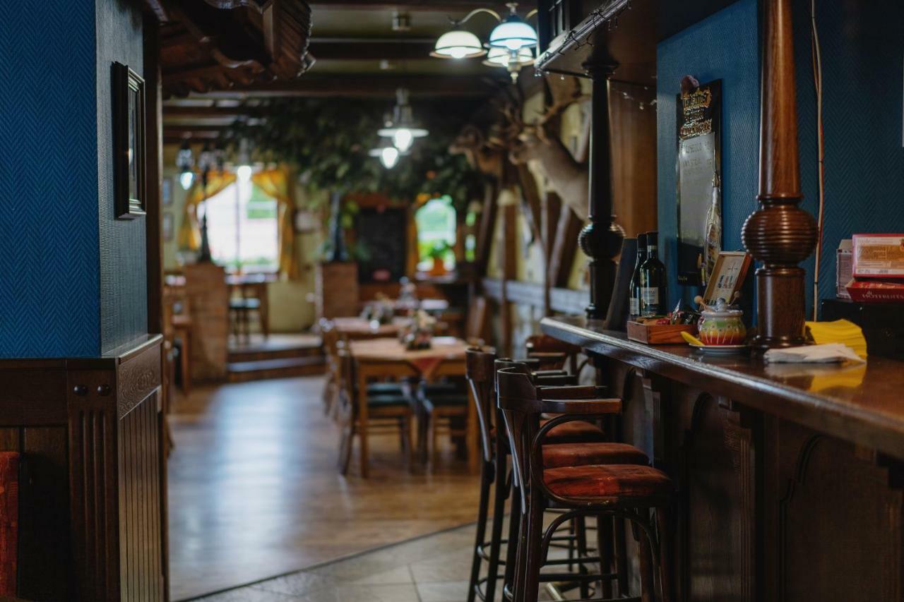 Hotel Taverna Javornik  Luaran gambar